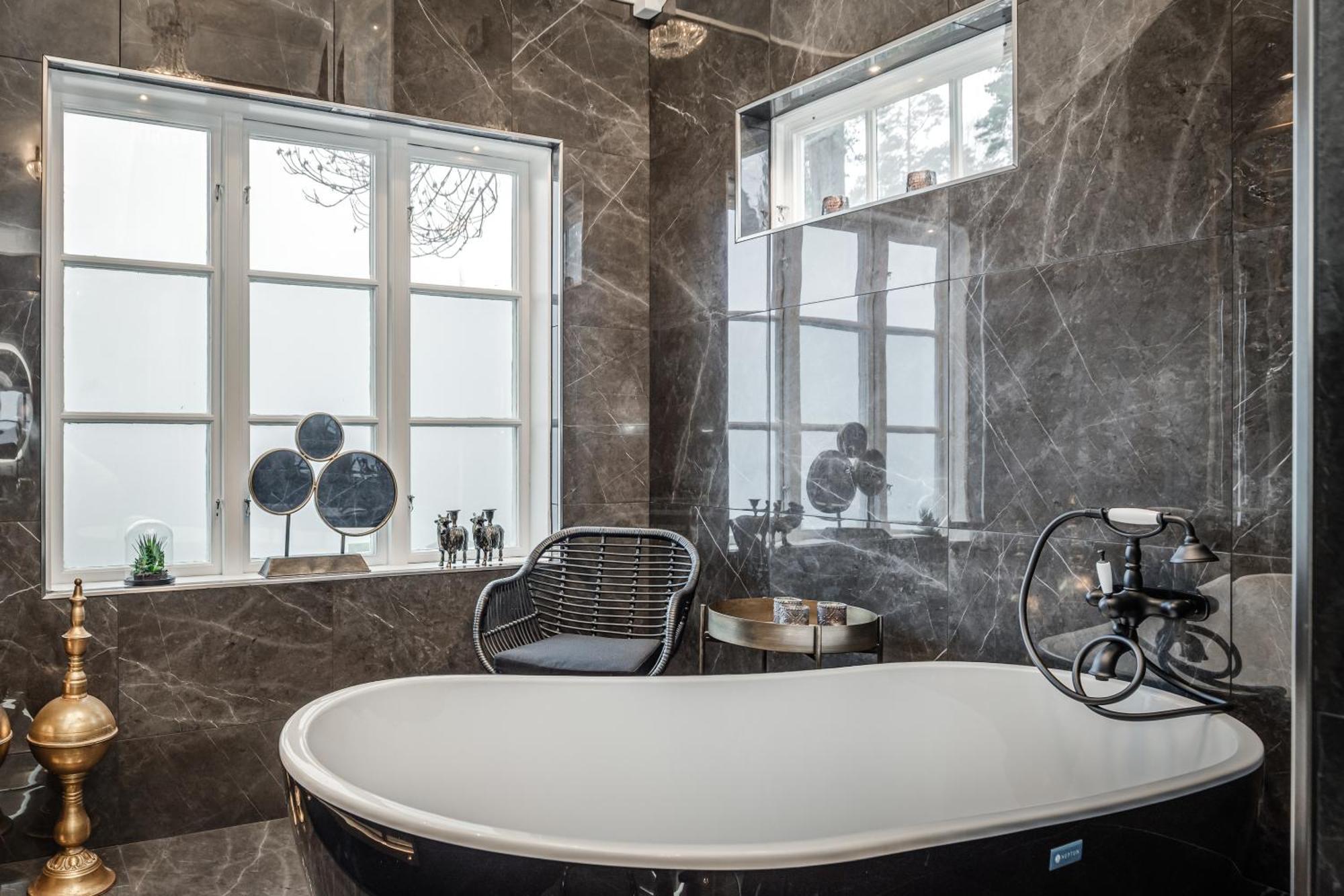 Hoegbo Brukshotell & Spa Sandviken Dış mekan fotoğraf